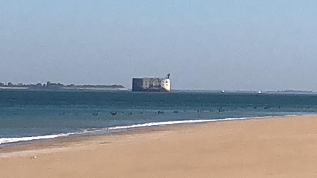 Le Clos Des Lys Villa Saint-Georges-d'Oleron Exterior photo